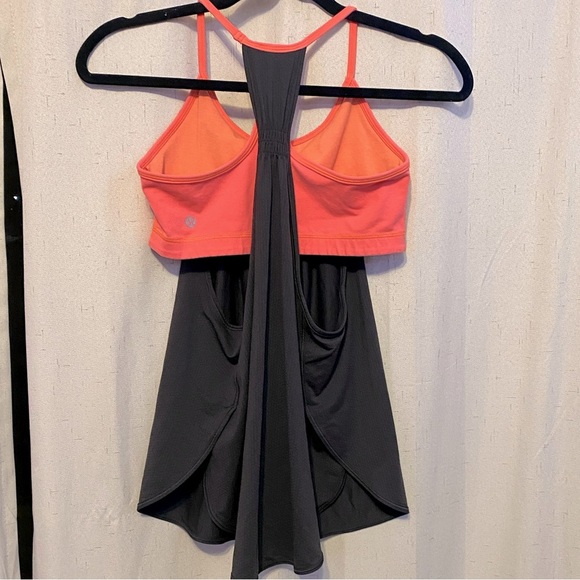 🍋LULULEMON gray tank top built in bra orange neon Womens Size 6 - Picture 2 of 3